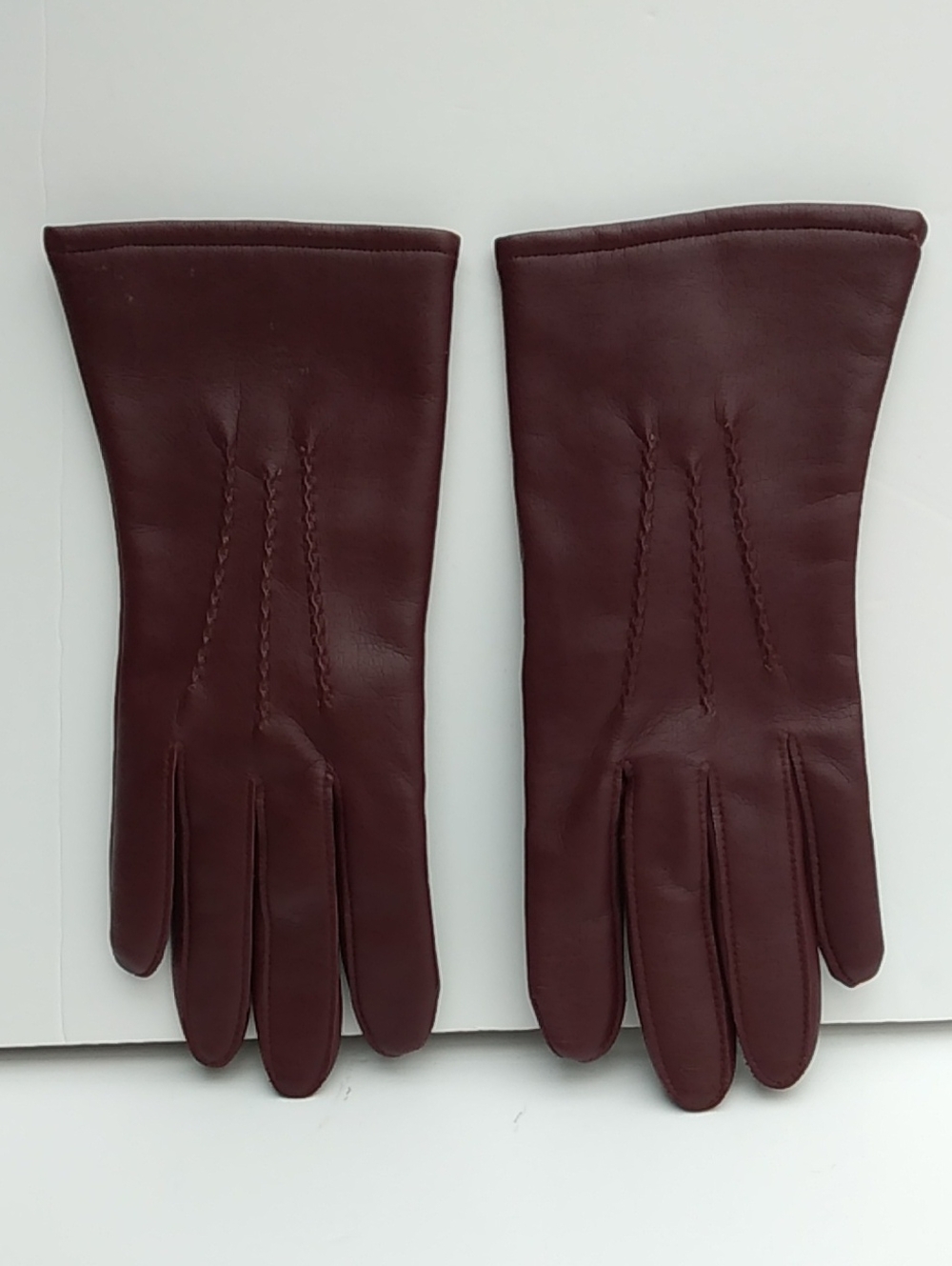 Women's Vinyl Gloves in Burgundy - Classic Stitch Detail
